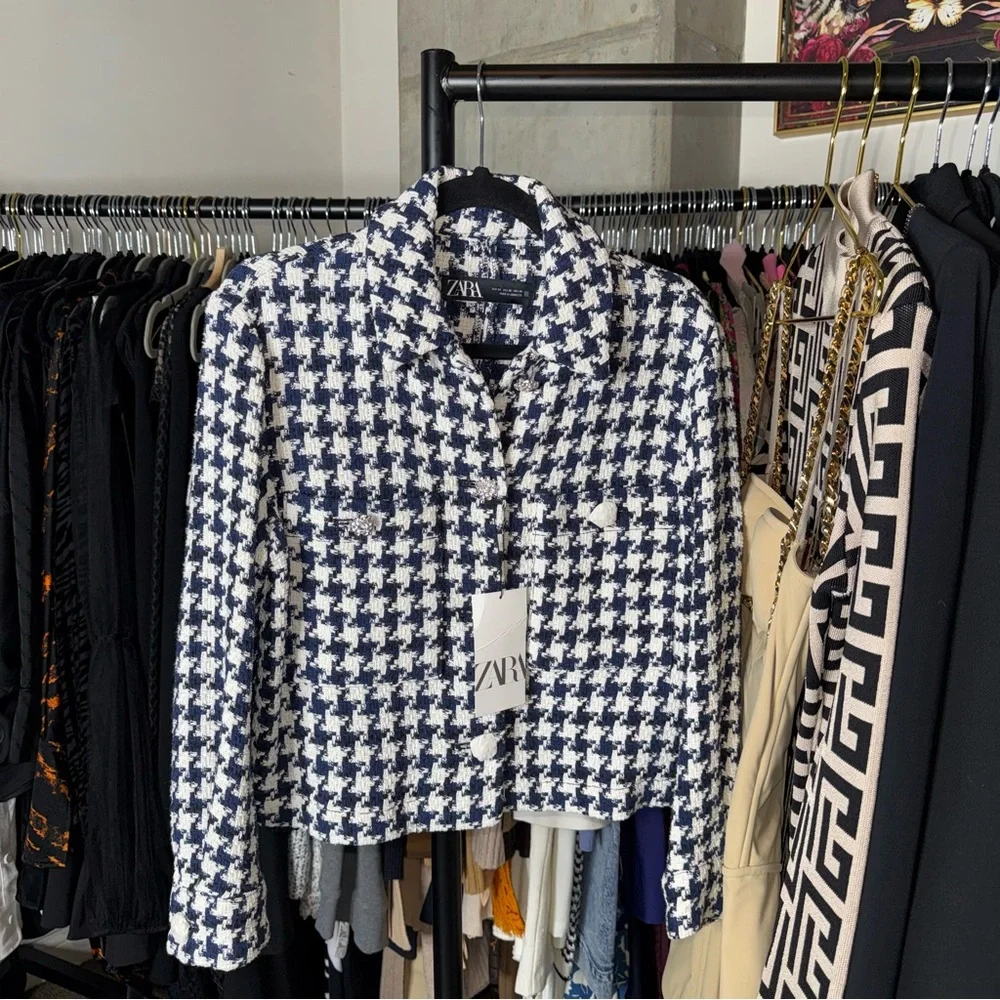 Zara Navy And White Houndstooth Tweed Cropped Jacket Jewel Buttons Womens XS NWT - Picture 2 of 8